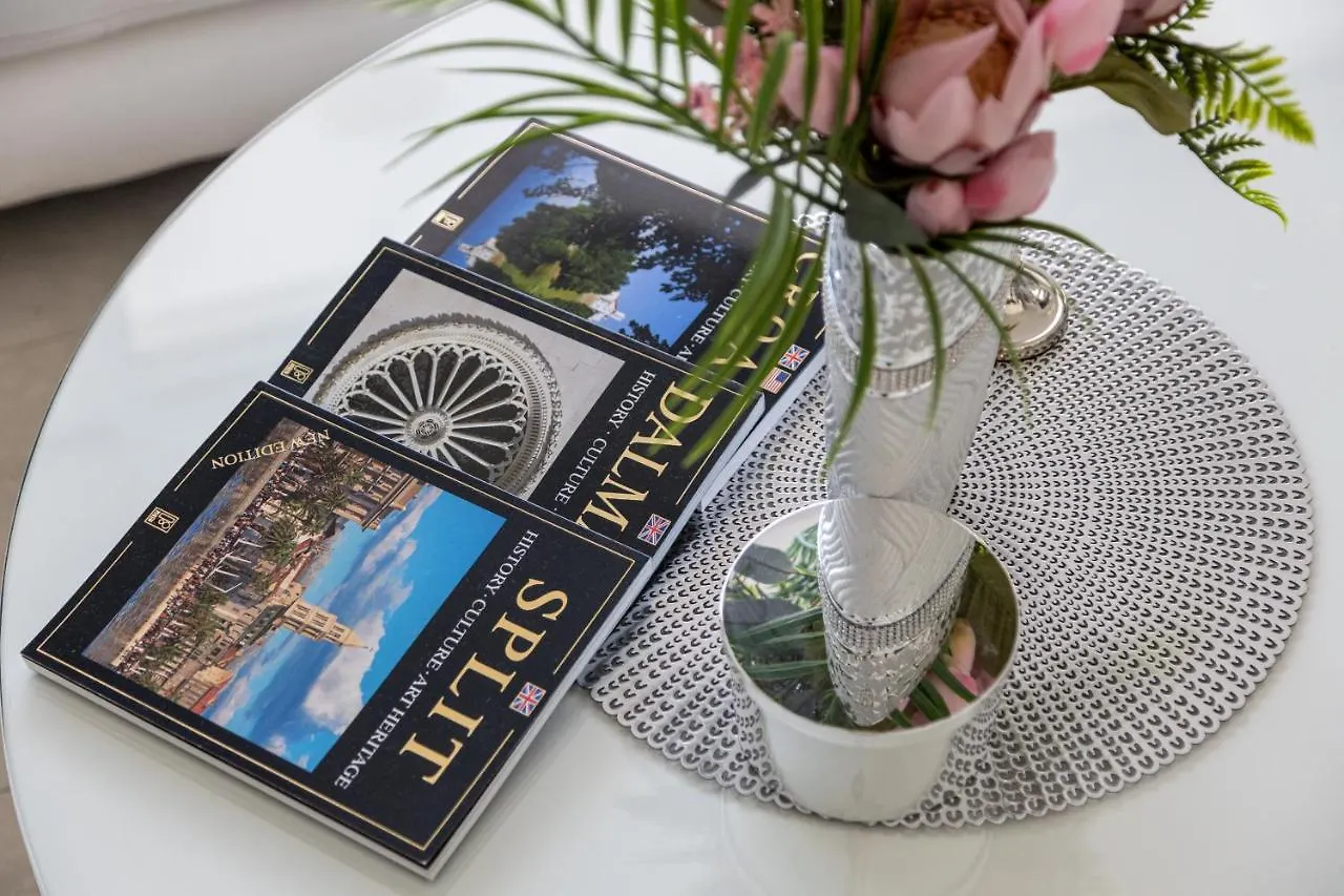 Luxury Apartment R&B ☆☆☆ Split 0*,  Chorwacja