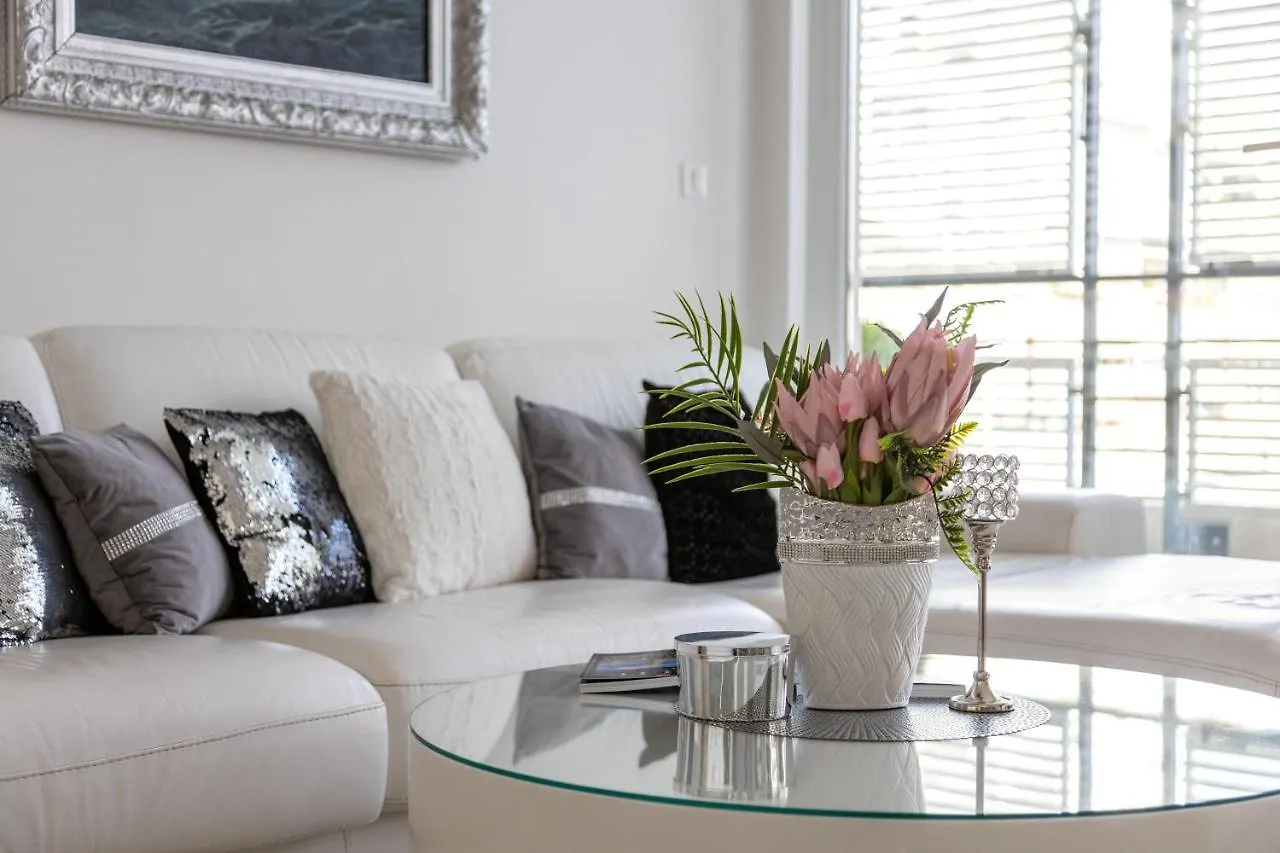 Luxury Apartment R&B ☆☆☆ Split 0*,
